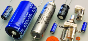 What Happens to the Charge on the Capacitor Immediately After the Switch Is Thrown