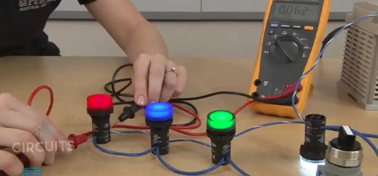 How to Measure Amps on 240V Circuit With Multimeter